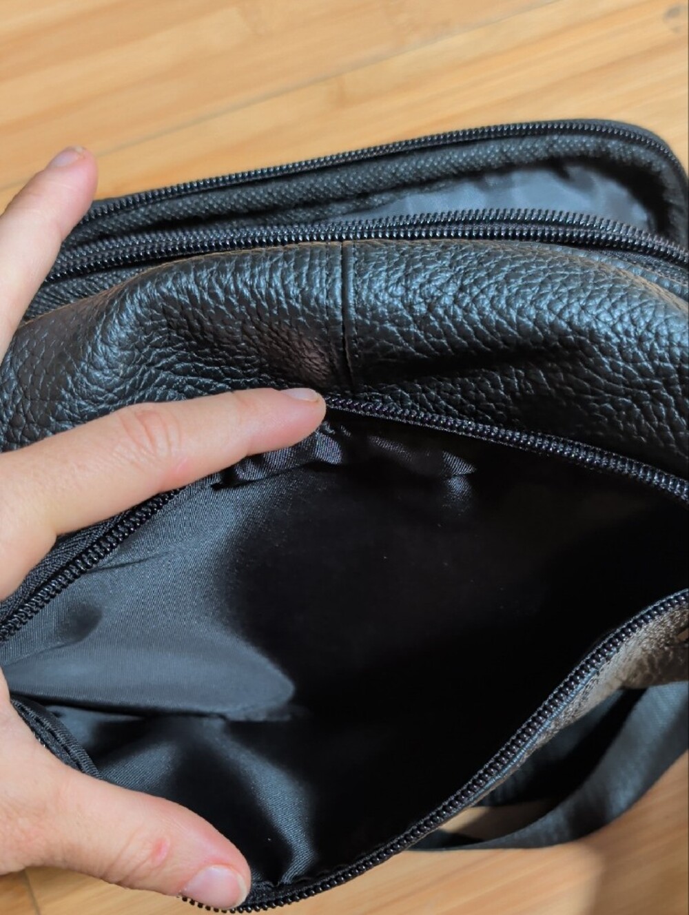 Black Leather Waist Bag Fanny Pack Belt Bag - Picture 7 of 8